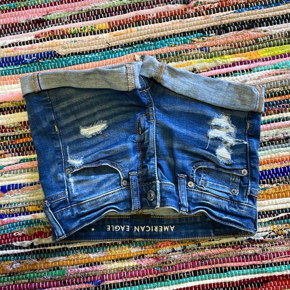 American Eagle Distressed MIDI Denim Shorts- #1812 - Picture 8 of 13